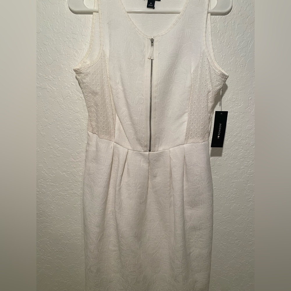 I❤️Ronson white dress size medium NWT